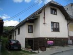 Predáme rodinný dom v obci Poráč - 17 km od Spišskej Novej Vsi vhodný na bývanie aj rekreačné účely.